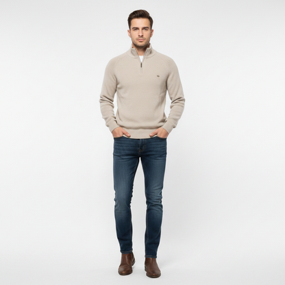 Jersey Negro con Media Cremallera | Prenda de Punto Masculina