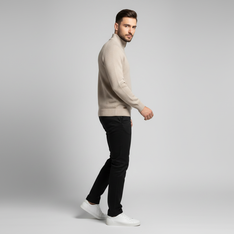 Jersey Negro con Media Cremallera | Prenda de Punto Masculina