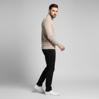 Jersey Negro con Media Cremallera | Prenda de Punto Masculina